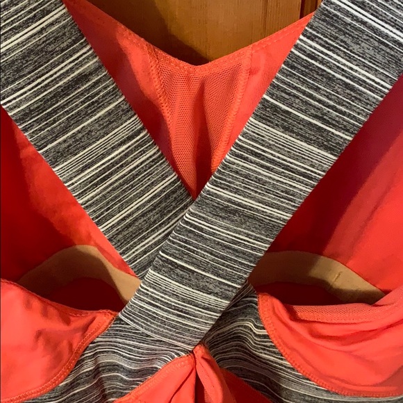 Sold* Lululemon push your limits tank top - Picture 4 of 4